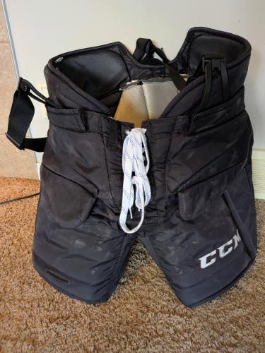 Senior Large Pro Stock CCM HPG11K Hockey Goalie Pants
