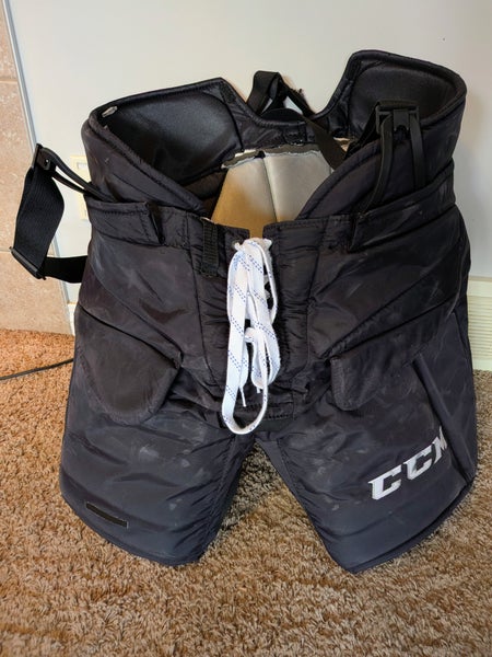 Senior Large Pro Stock CCM HPG11K Hockey Goalie Pants