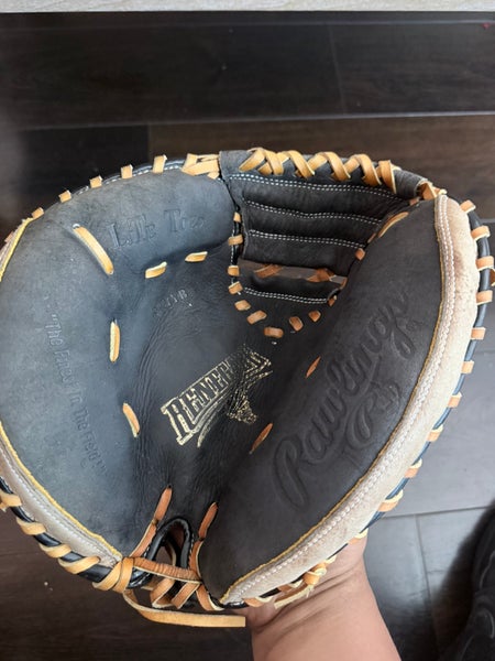 Used - Great Condition Rawlings Catchers Mitt RCMYB Renegade LHT Fastback Lite Toe Baseball Glove