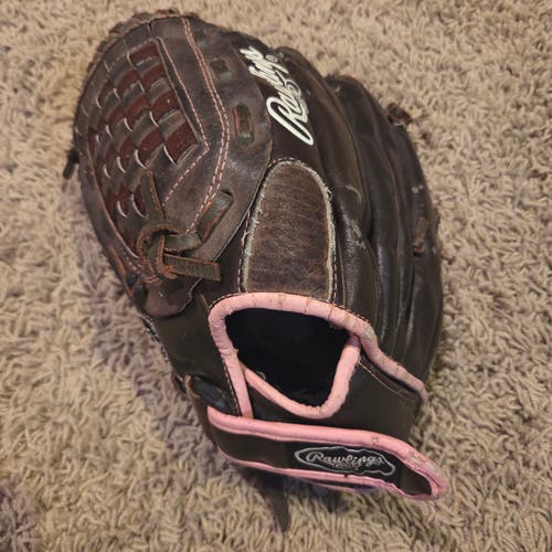 Rawlings LH WFP120 Softball Glove 12" Well used. Game Ready Glove