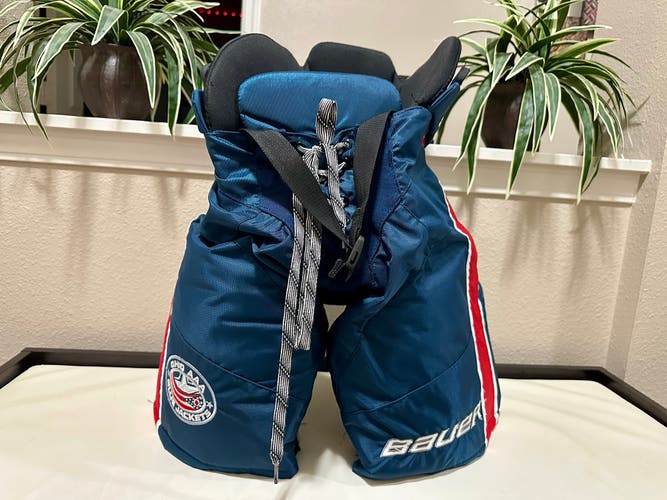 Junior Medium Bauer Hockey Pants (Used)