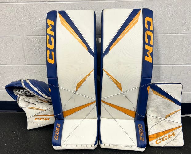 33" CCM Axis 2 Regular Goalie Full Set (Used)