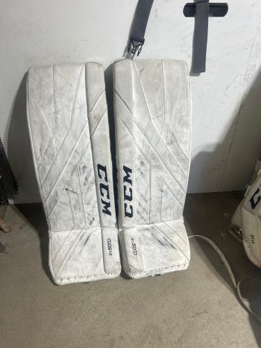 30" 2020 CCM Axis 1.5 Goalie Leg Pads (Used)
