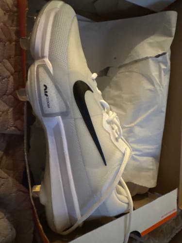 White Men's Size M 11.5 (W 12.5) Adult Nike Force zoom trout 9 pro Low Top Metal (New)
