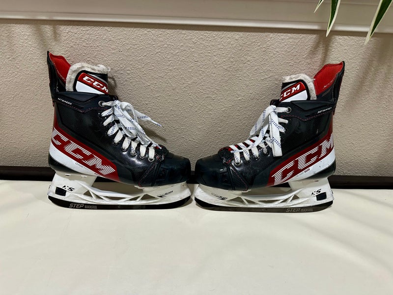 Extra set of steel with skates! CCM JetSpeed FT4 Hockey Skates Regular Width Size 4 (Used)