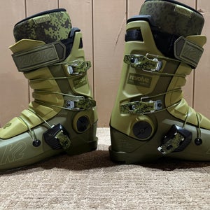 Mondo 27 & 27.5 Unisex K2 Revolve Park Ski Boots Medium Flex (Used)