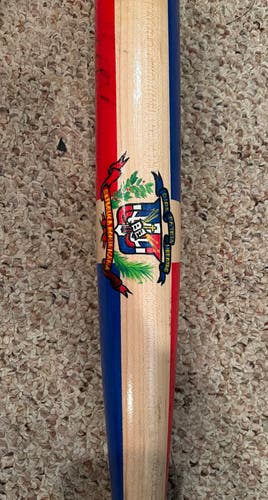 Tater Pro Issue Dominican Republic 33.5 Maple bat