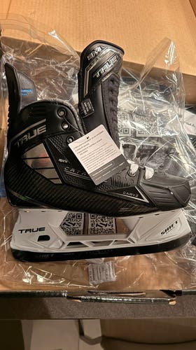 NEW True Catalyst 9x4 Hockey Skates Wide Width 7.5 (New)