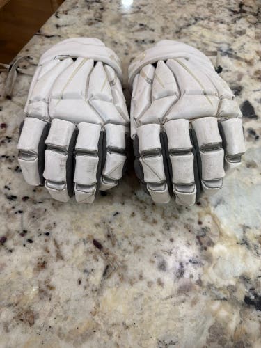 True N1X Lacrosse Gloves (Used)
