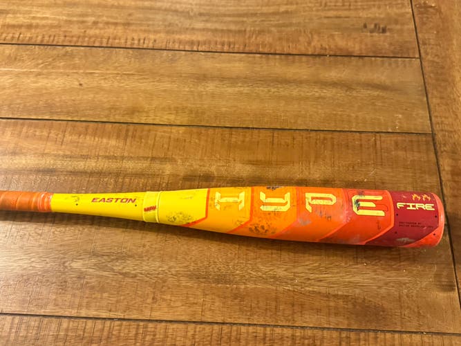 2025 Easton Hype Fire Composite USABat Certified Bat (-10) 19 oz 29" (Used)