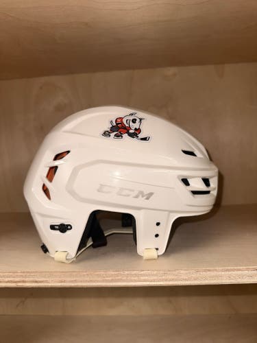 Niagara Ice Dogs OHL CCM Player-Issued Hockey Helmet – Medium | White | D3O Liner