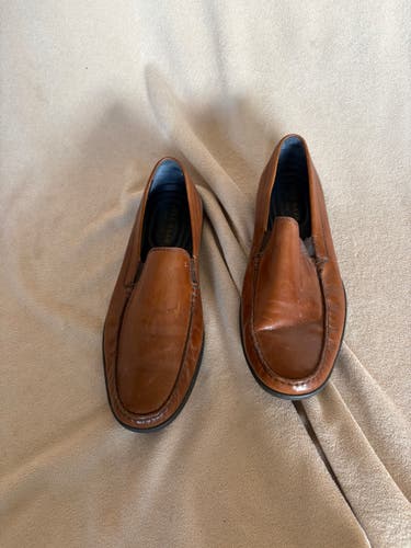Men's Size M 9.5 (W 10.5) Cole Haan Golf Shoes (Used)