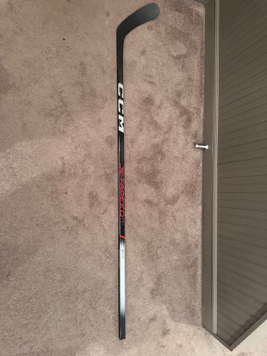 Senior CCM JetSpeed Team Right Handed Hockey Stick P29 85 Flex (New)
