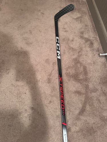 Senior CCM JetSpeed Team Right Handed Hockey Stick P29 85 Flex (New)