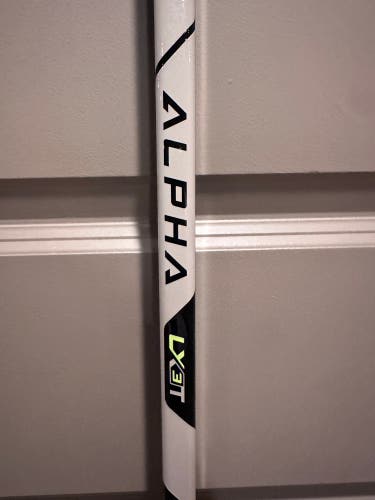 Senior Warrior Alpha LX Team Right Handed Hockey Stick W03 75 Flex (New)
