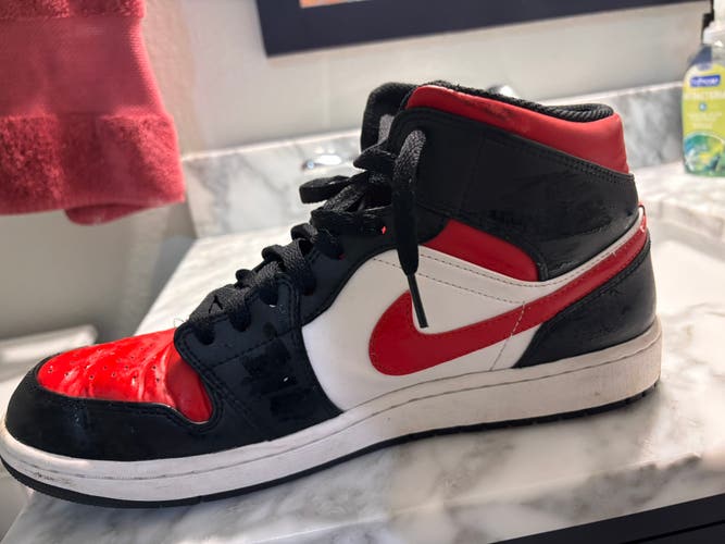 Red Men's Size M 12.0 (W 13.0) Adult Air Jordan 1 Mid Shoes (New)