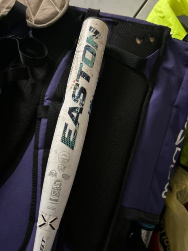 2022 Easton Ghost Composite Bat (-10) 21 oz 31" (Used)