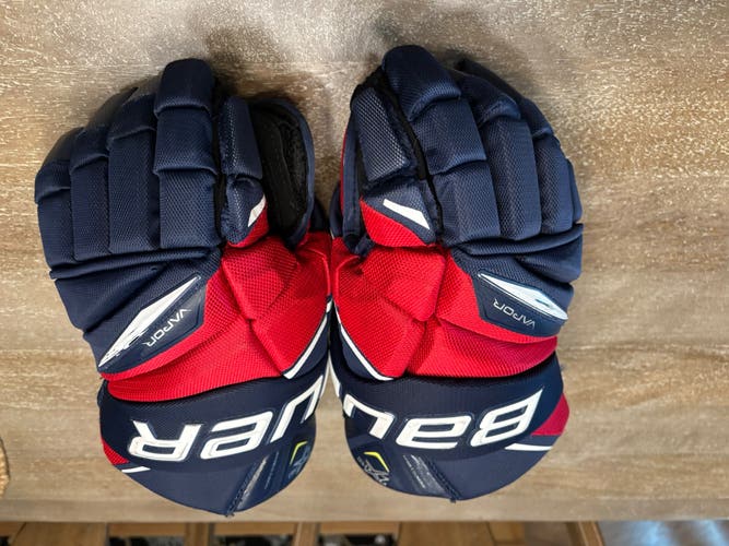 Bauer Vapor 2X Pro Gloves 14" (sllightly used)