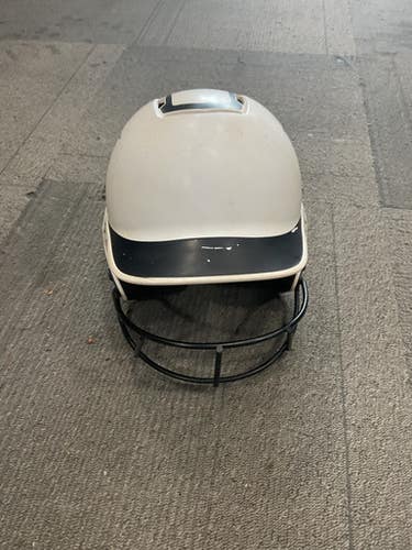Used Mizuno BATTING HELMET W/ MASK Batting Helmet w/Mask White SM 11614-S000235832