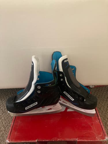 Bauer Hockey Skates youth 13 (New)