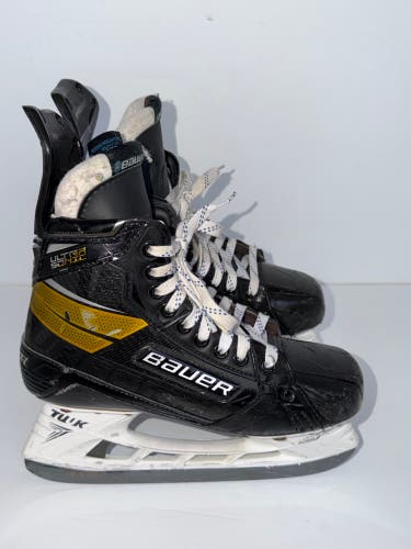 Bauer Supreme Ultrasonic Hockey Skates 7.5 (Used)