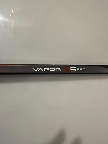 Intermediate Bauer Vapor X5 Pro Right Handed Hockey Stick P92 55 Flex (Used)