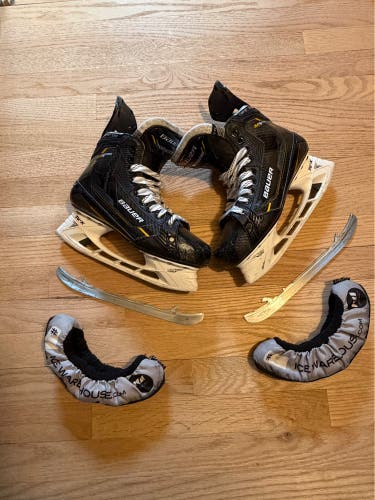 2022 Bauer Supreme M5 Pro Hockey Skates Size 5.5 (Used)