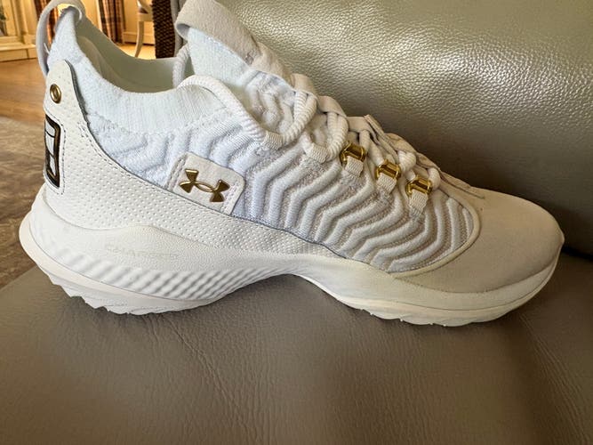 White Men's Size M 10.0 (W 11.0) Adult Under Armour Harper Turf Shoes (New)