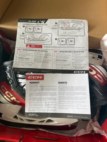 Red 2025 CCM JetSpeed FT6 Pro Hockey Skates Regular Width 11.5 (New)