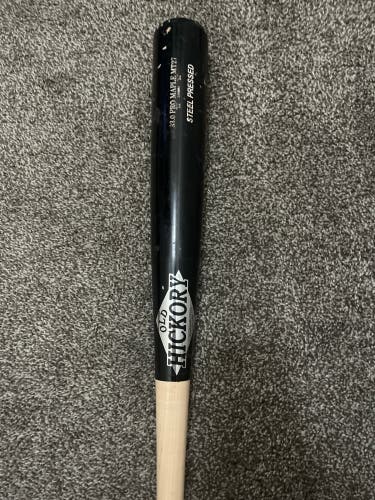 2017 Old Hickory MT27 Maple Bat (-3) 30 oz 33" (Used)