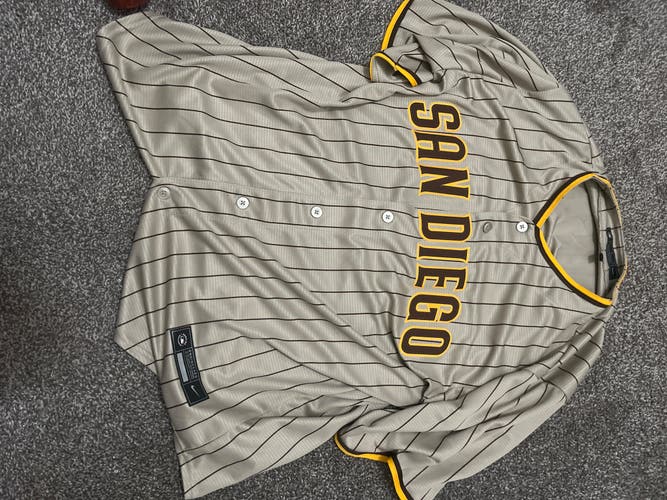 Padres Fernando Tatis Jersey (NEW)