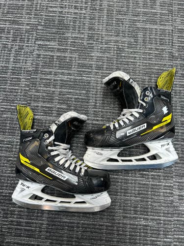 Senior Bauer S22 Supreme Comp (SMU) Hockey Skates | Size 8