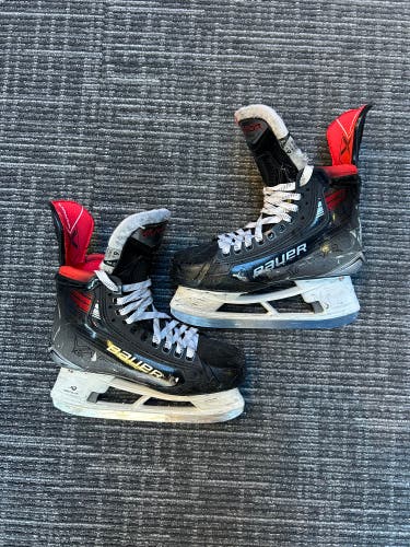 Intermediate Bauer Vapor 5X Pro Hockey Skates | Size 6.5 Fit 2