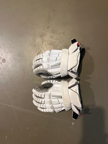 STX Surgeon RZR2 Lacrosse Gloves (Used)