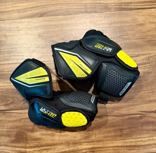 Senior Medium Bauer Supreme Ultrasonic Elbow Pads (Used)
