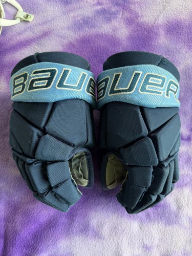 Blue Senior Bauer Vapor Elite Gloves 13" (Used)