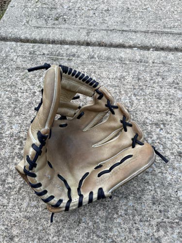 Marucci Ascension RH Infield Baseball Glove 11.5" (Used)