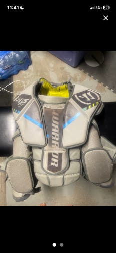 Warrior Ritual G4 Goalie Chest Protector (Used)