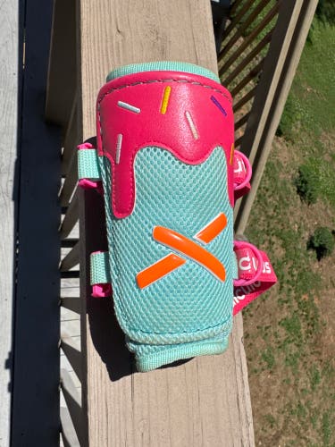 Pink Junior Shin Guards (Used)