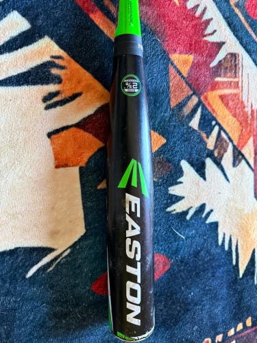 2016 Easton Mako Composite Bat (-10) 19 oz 29" (Used)