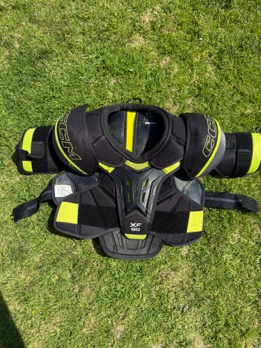 Men's Large Senior CCM Tacks XF 80 Shoulder Pads (Used)