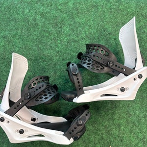 2025 White Men's Flux EM Snowboard Bindings (New) | Medium
