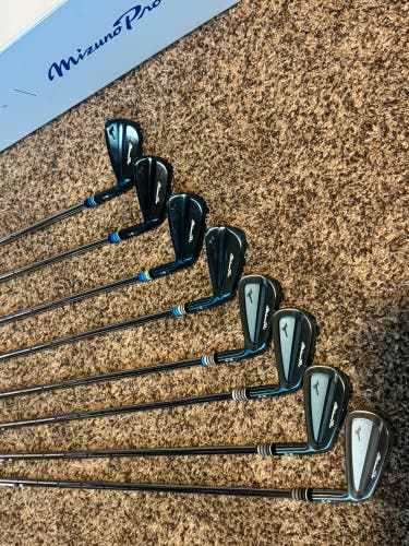 Men's 2024 Mizuno Mizuno Pro Limited Edition Iceberg Iron Set Right handed