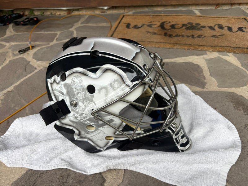 Senior Large Bauer Profile 960 Goalie Mask (Used)