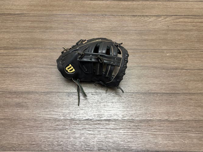 Wilson A2000 2800 12"  First Base Mitt