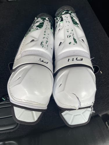 Junior CCM JetSpeed FTW 12" Shin Pads (Used)
