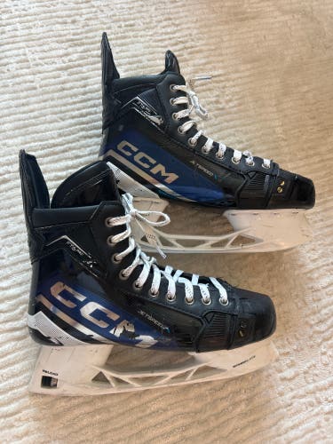 Blue 2023 CCM JetSpeed FT6 Pro Hockey Skates Regular Width Pro Stock 9.5 (Used)