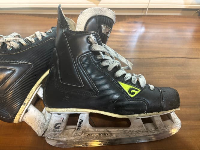 Graf Supra 709 Hockey Skates 8.5 (Used)