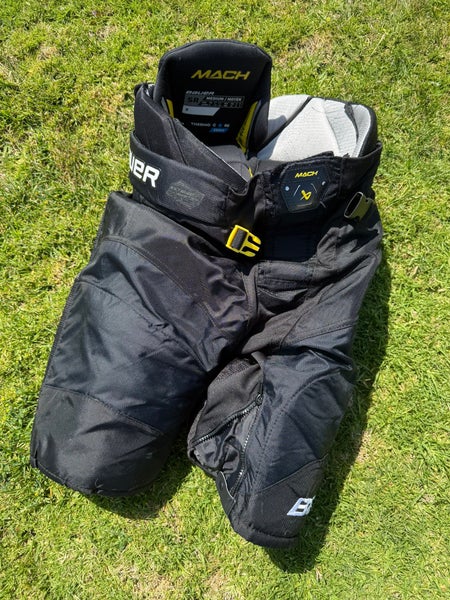 Senior Large Bauer Supreme Mach Hockey Pants (Used)