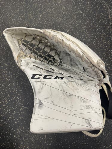 CCM Extreme Flex E3.5 Regular (Used)